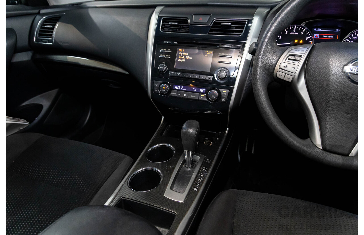 9/2014 Nissan Altima ST L33 4d Sedan Ebony Black 2.5L