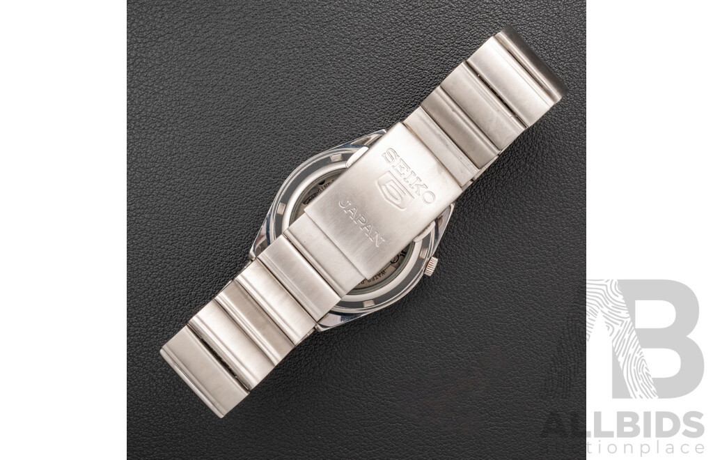 Seiko 5 Automatic 17 Jewels Vintage Watch, 7S26-01N0, 35mm