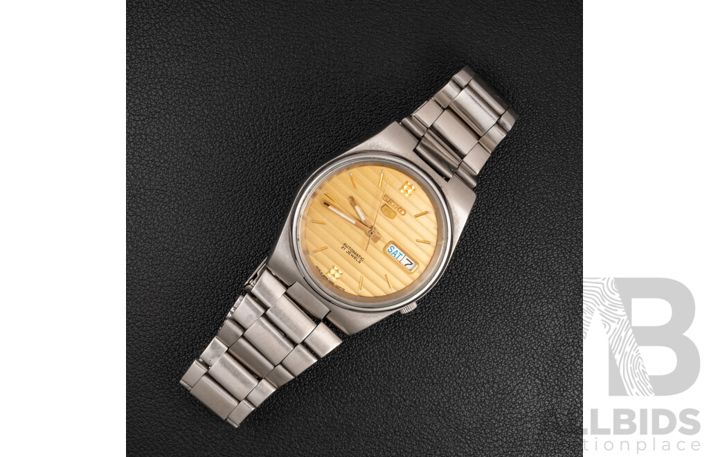 Seiko 5 Automatic 21 Jewels Vintage Watch, 7S26-01H0, 35mm