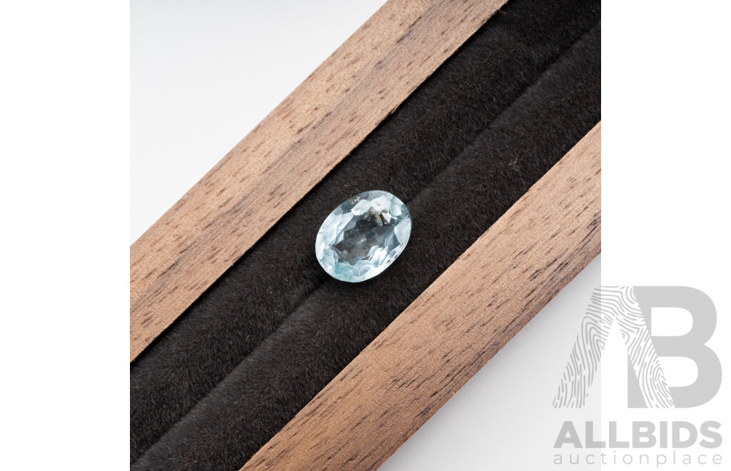 Aquamarine, Unset Light Blue Oval Cut Natural Gemstone, 2.05 Grams