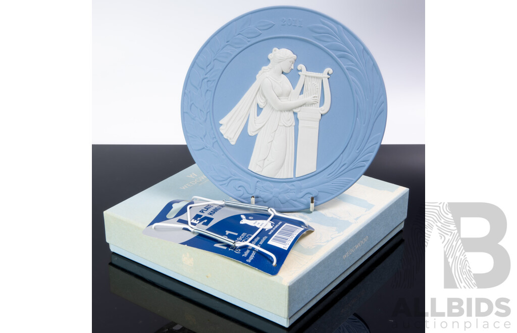 English Wedgwood Jasper Ware Year Display Plate 2011 with Plate Hanger in Original Box