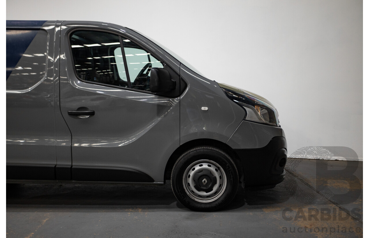08/2017 Renault Trafic SWB LOW Roof X82 MY17 UPDATE 4D Van Grey 1.6L