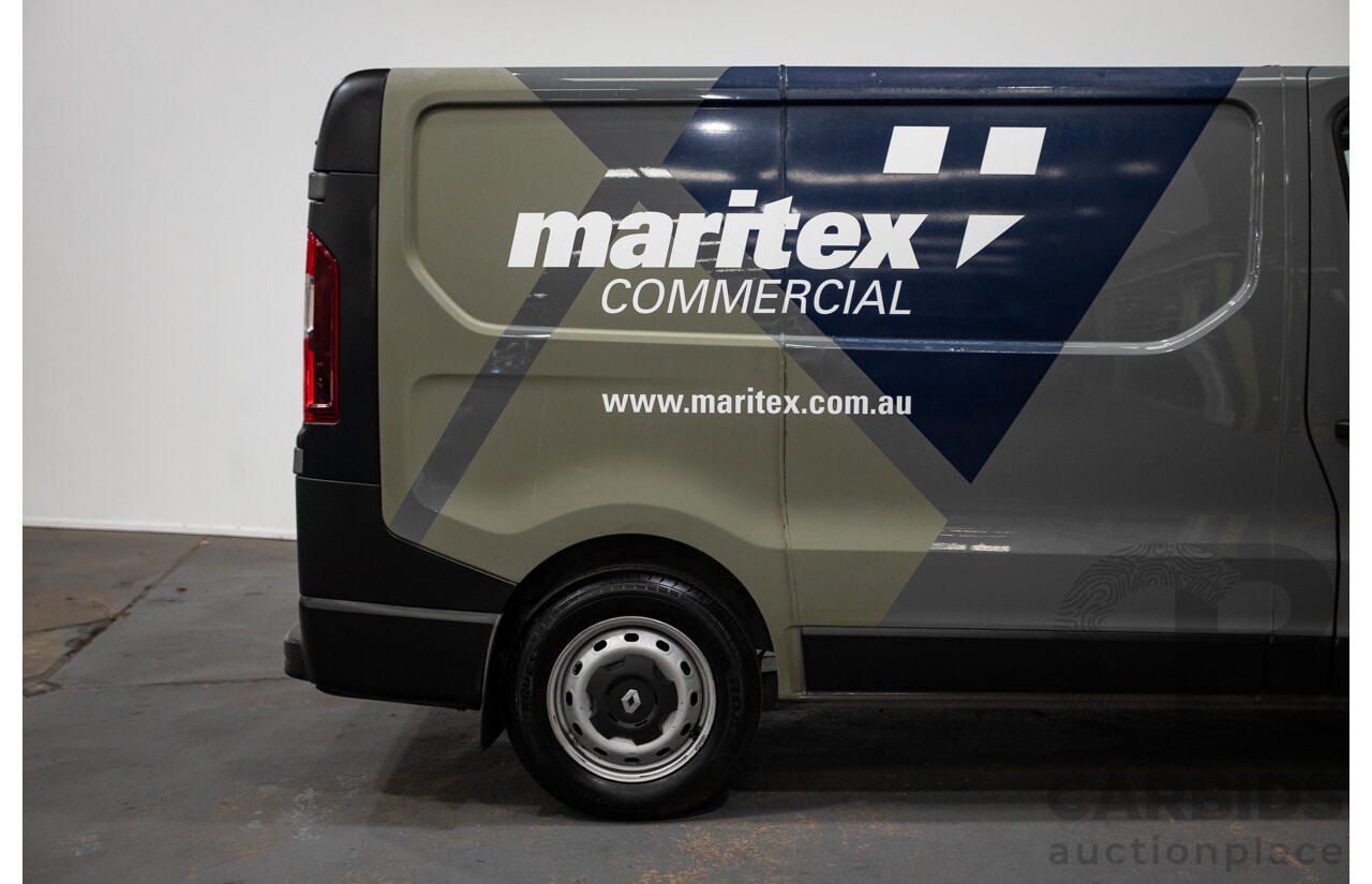 08/2017 Renault Trafic SWB LOW Roof X82 MY17 UPDATE 4D Van Grey 1.6L