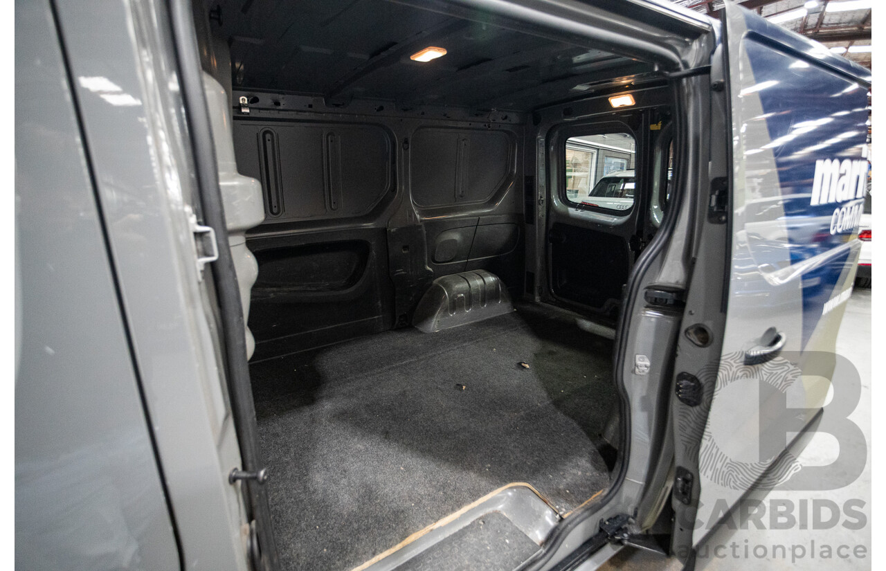 08/2017 Renault Trafic SWB LOW Roof X82 MY17 UPDATE 4D Van Grey 1.6L