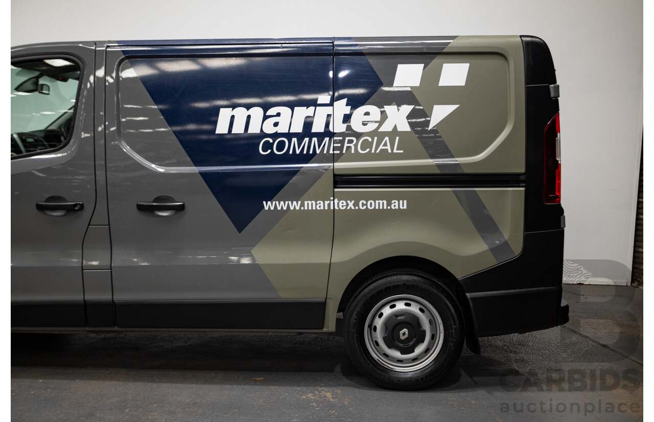 08/2017 Renault Trafic SWB LOW Roof X82 MY17 UPDATE 4D Van Grey 1.6L
