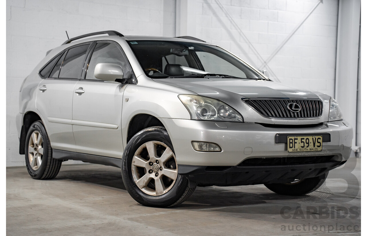 11/2003 Lexus RX330 Sports MCU38R 4d Wagon Silver Mist Metallic V6 3.3L
