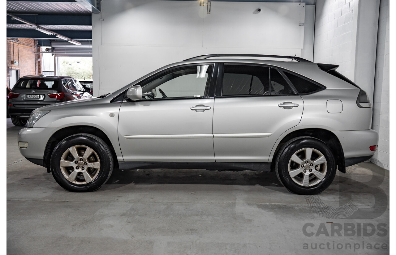 11/2003 Lexus RX330 Sports MCU38R 4d Wagon Silver Mist Metallic V6 3.3L