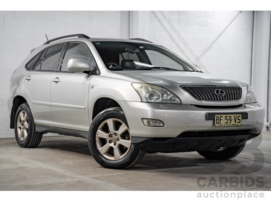 11/2003 Lexus RX330 Sports MCU38R 4d Wagon Silver Mist Metallic V6 3.3L
