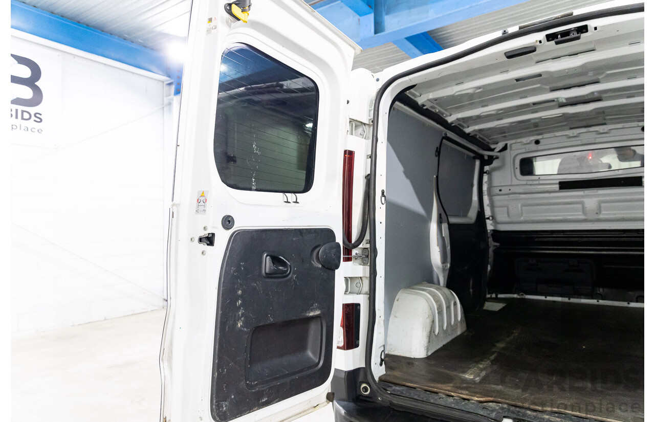 07/2019 Renault Trafic LWB (85kW FWD) X82 4D Van Glacier White Turbo Diesel 1.6L