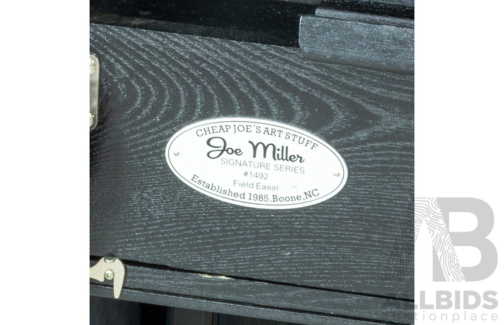 Wonderful Portable Signature Series #1492 Wooden Field Easel, in Travelling Case, Made in USA, 52 X 35 X 26 Cm (Case Dimensions)