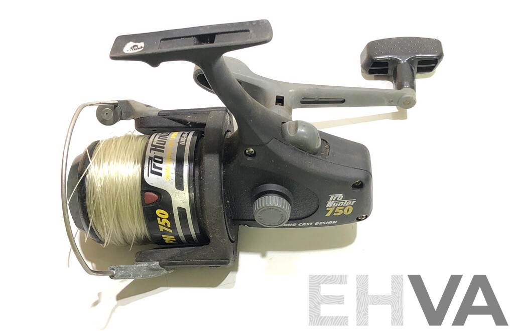 Pro Hunter PH 750 Semi Long Cast Design Fishing Reel