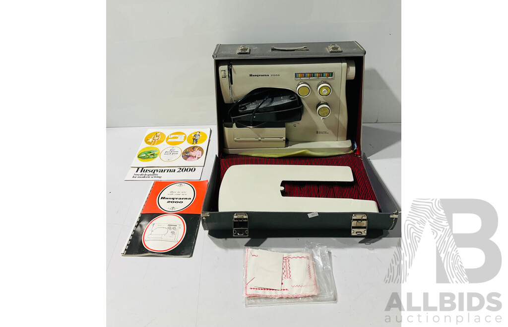Vintage Husqvarna 2000 Sewing Machine with Instruction in Hard Carry Case
