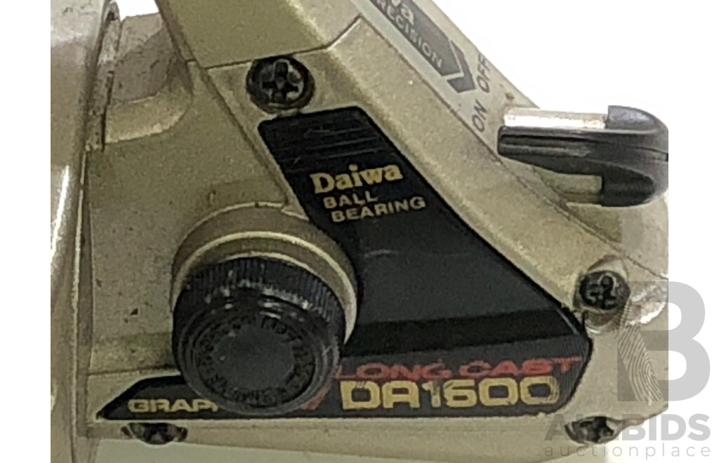 Daiwa Long Cast DR1600 Spinning Fishing Reel