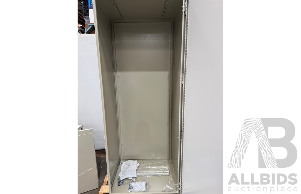 B & R Monarch IP Steel Cabinet - Brand New