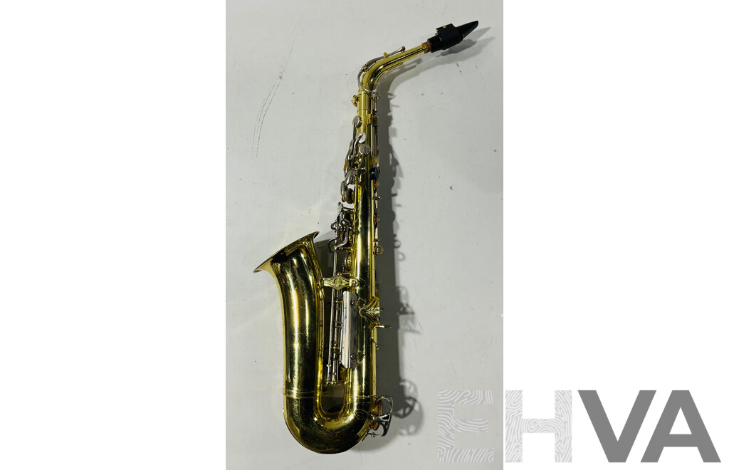 Vintage Yamaha Alto Sax in Hard Carry Case