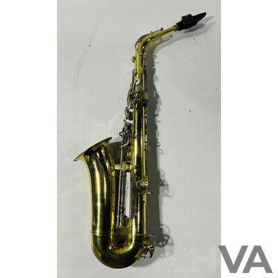 Vintage Yamaha Alto Sax in Hard Carry Case