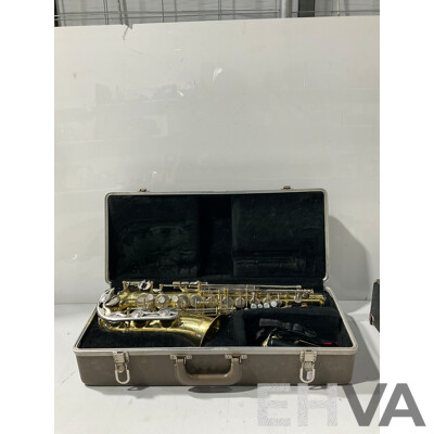 Vintage Yamaha Alto Sax in Hard Carry Case