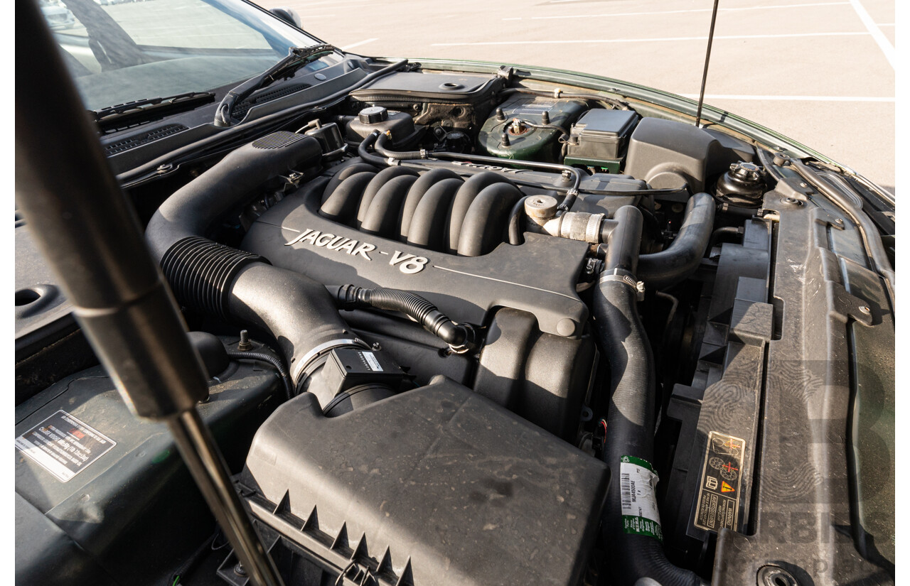 2/1997 Jaguar XK8 Classic 2d Coupe British Racing Green V8 4.0L
