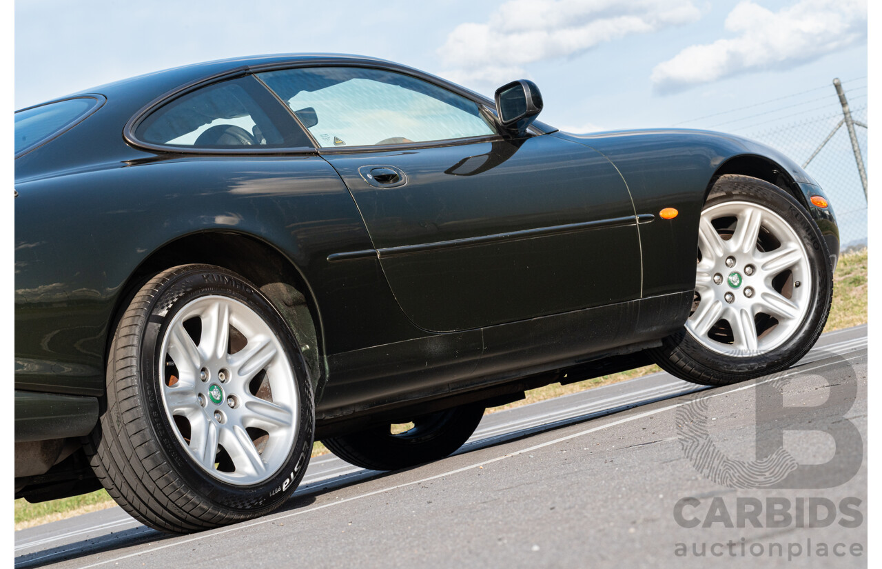 2/1997 Jaguar XK8 Classic 2d Coupe British Racing Green V8 4.0L