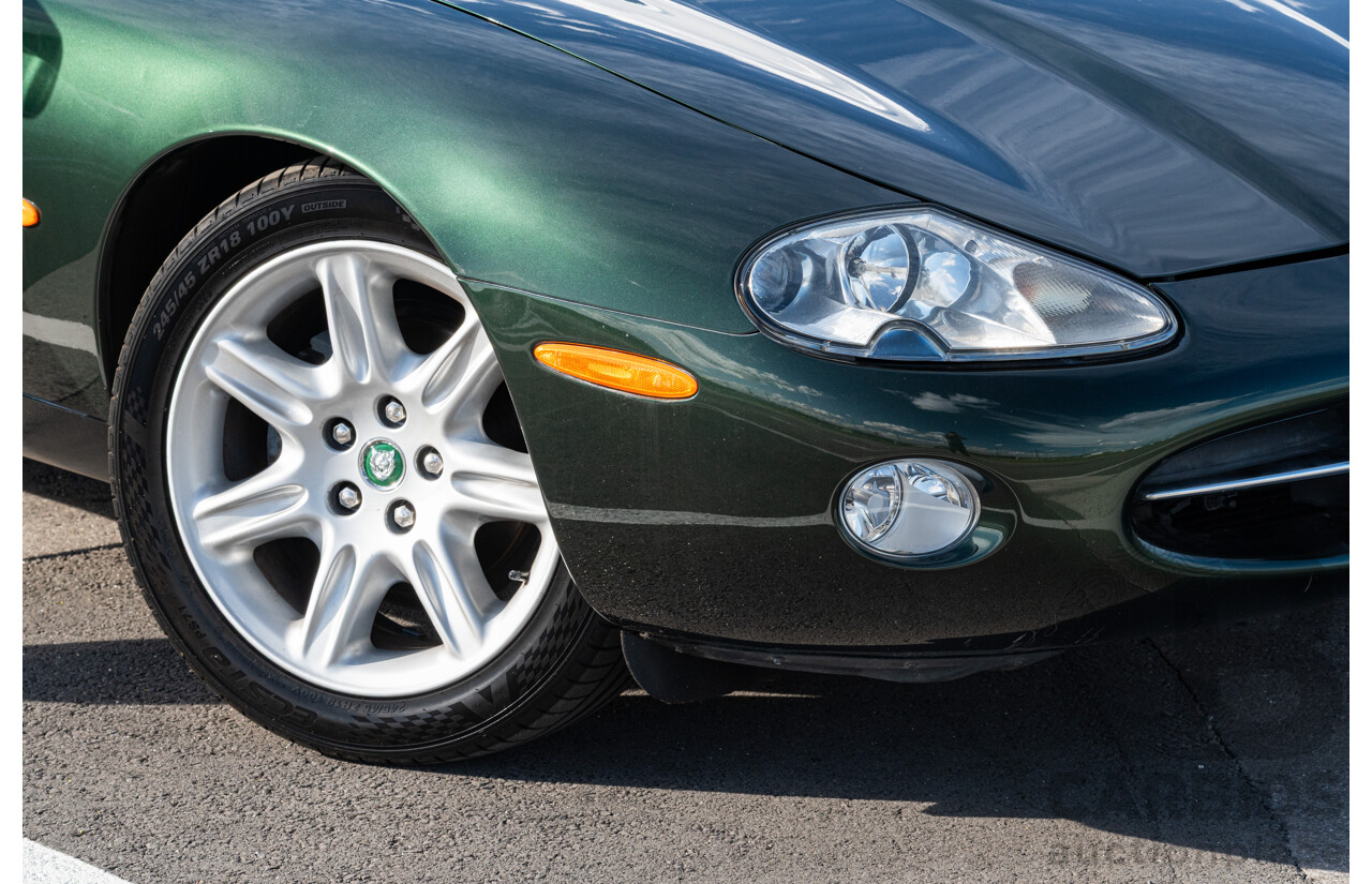 2/1997 Jaguar XK8 Classic 2d Coupe British Racing Green V8 4.0L
