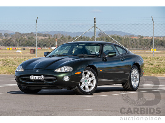 2/1997 Jaguar XK8 Classic 2d Coupe British Racing Green V8 4.0L