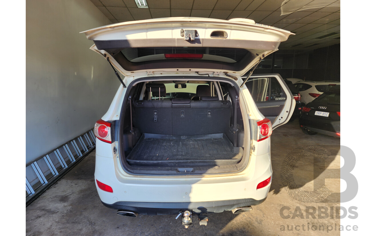 4/2010 Hyundai Santa Fe Elite CRDi (4x4) CM MY10 4d Wagon White 2.2L