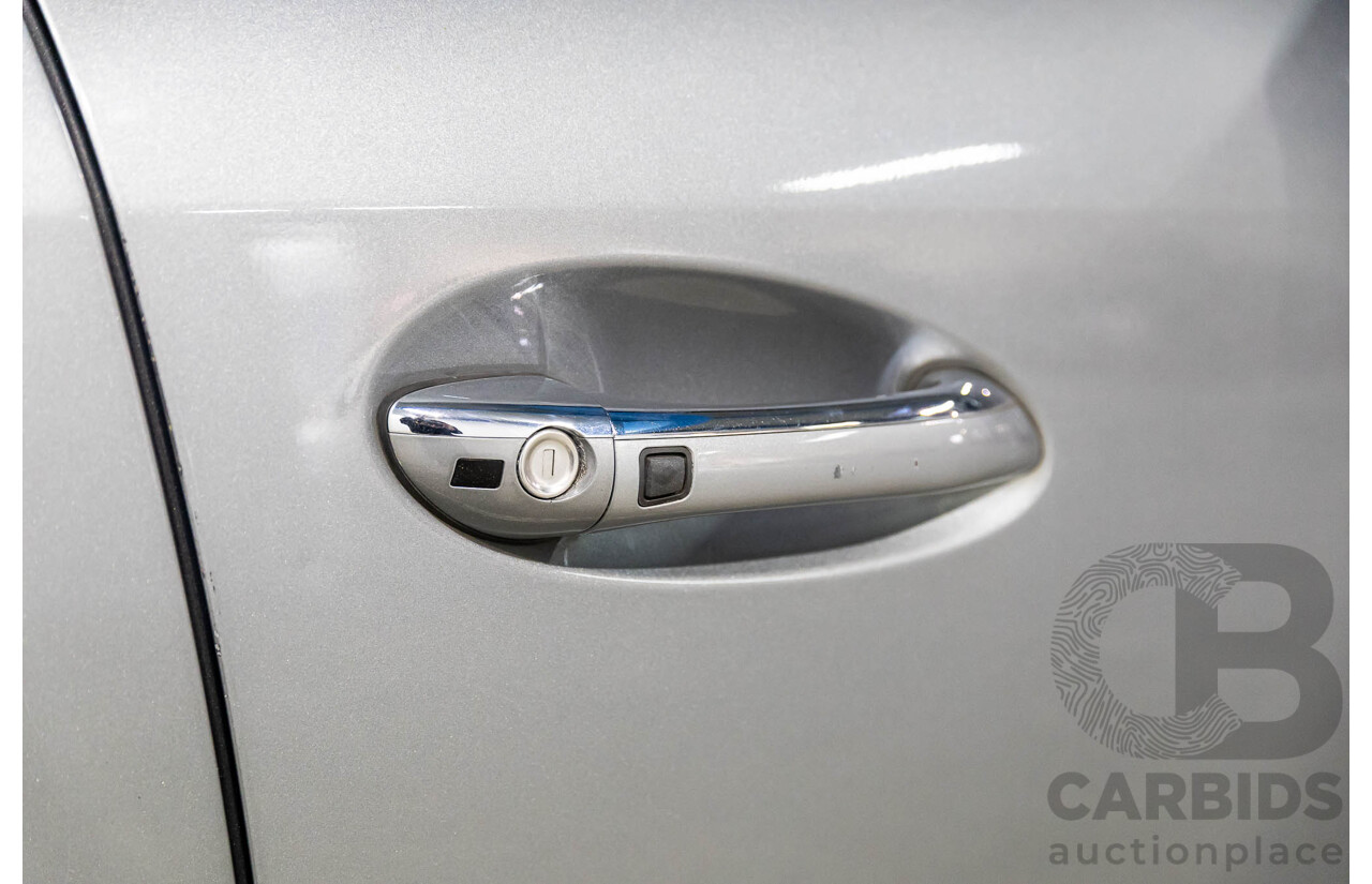 12/2010 Mercedes-Benz ML 63 AMG (4x4) W164 09 UPGRADE 4d Wagon Palladium Silver Metallic V8 6.2L