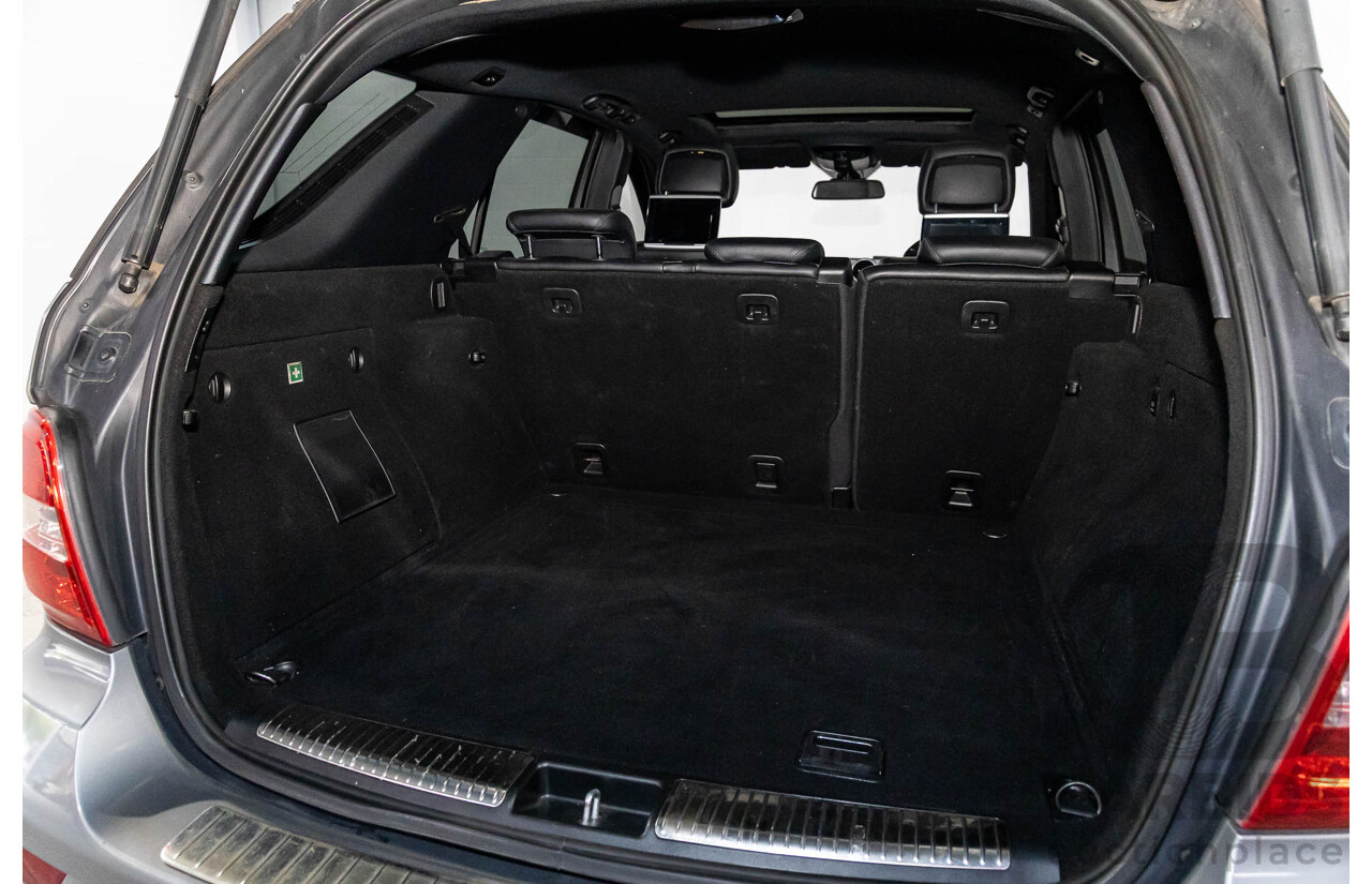 12/2010 Mercedes-Benz ML 63 AMG (4x4) W164 09 UPGRADE 4d Wagon Palladium Silver Metallic V8 6.2L