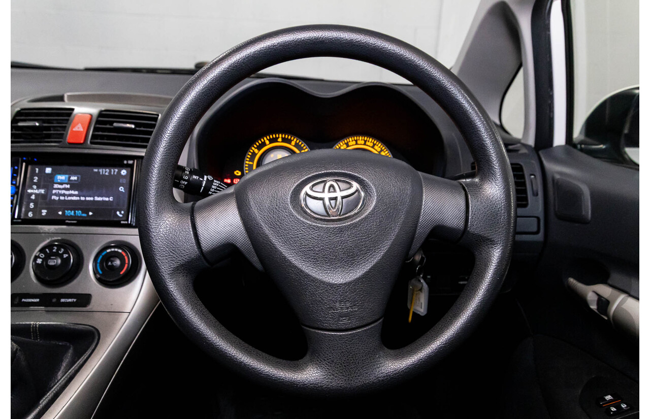 3/2009 Toyota Corolla Ascent ZRE152R 4d Sedan Glacier White 1.8L