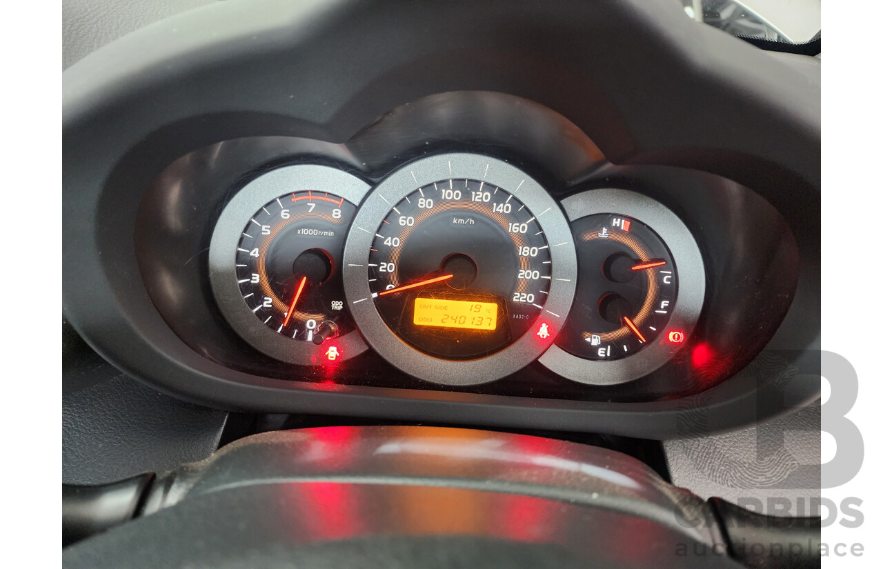 8/2012 Toyota Rav4 CV (2wd) ACA38R 4d Wagon Silver 2.4L