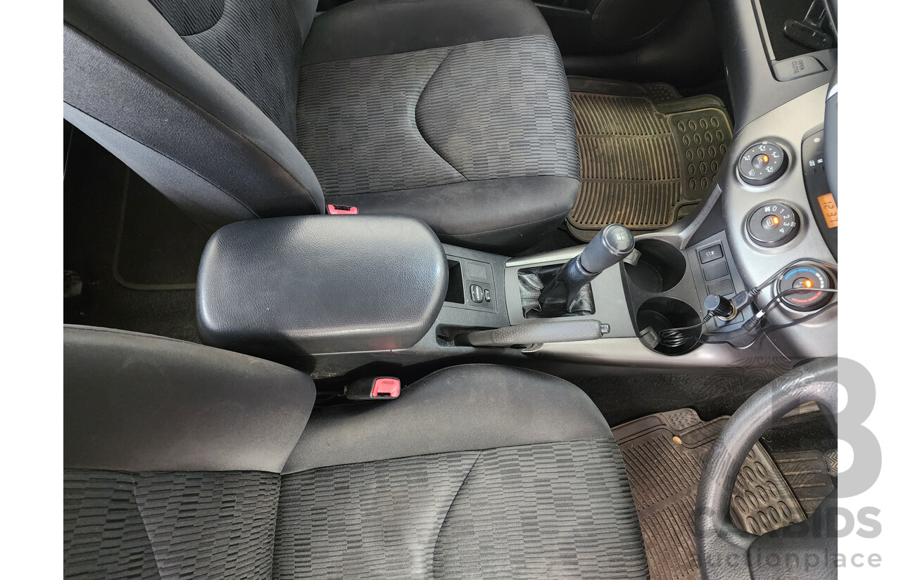 8/2012 Toyota Rav4 CV (2wd) ACA38R 4d Wagon Silver 2.4L