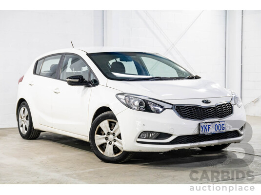 10/2014 Kia Cerato S YD MY14 5d Hatchback Clear White 1.8L