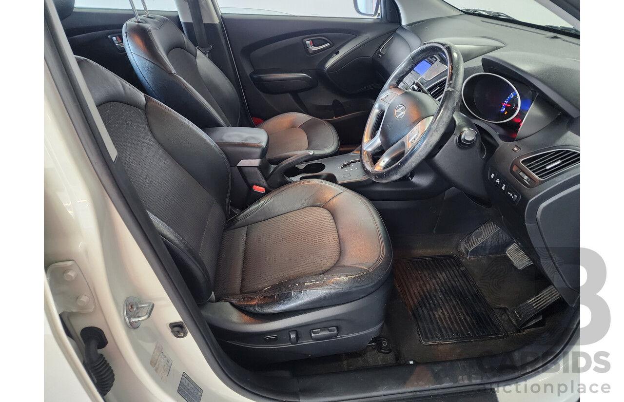 6/2011 Hyundai Ix35 Elite (awd) LM MY11 4d Wagon White 2.4L