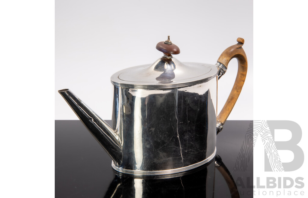 Antique George III Sterling Silver Teapot, Henry Chawner,  London 1790, Engraved to Base