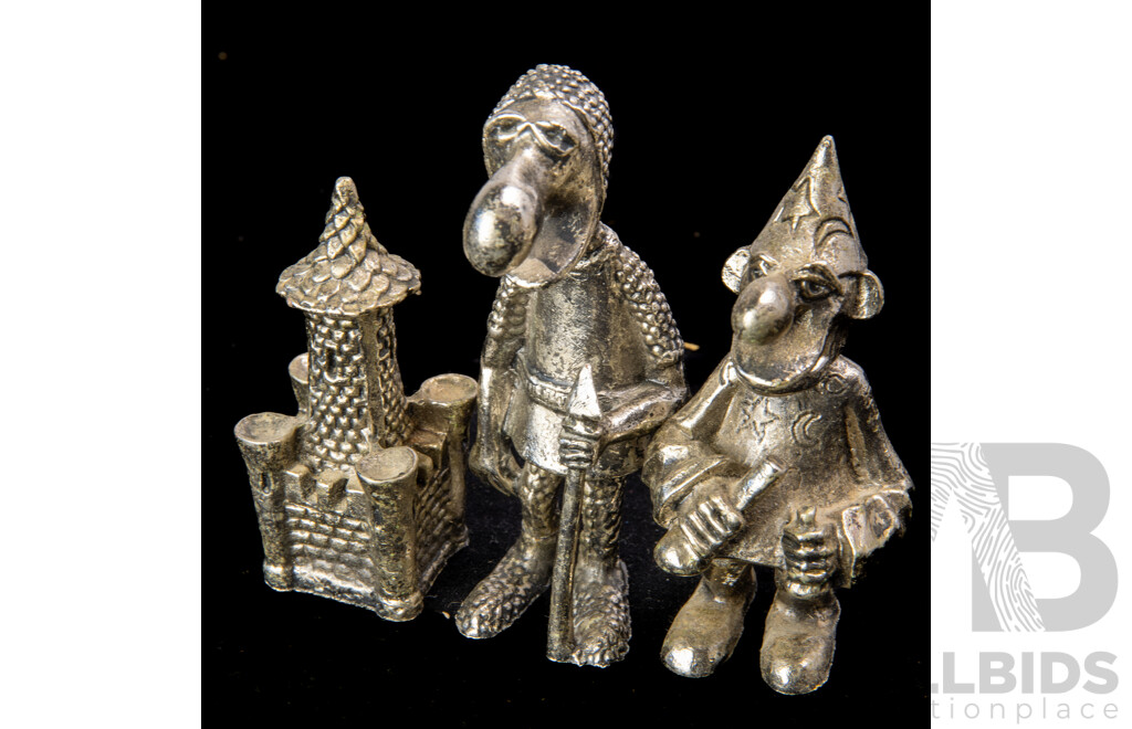 Retro Graeme Anthony Hand Made Pewter 1974 Wizard of Id Chess Set in Original Box with All Pieces