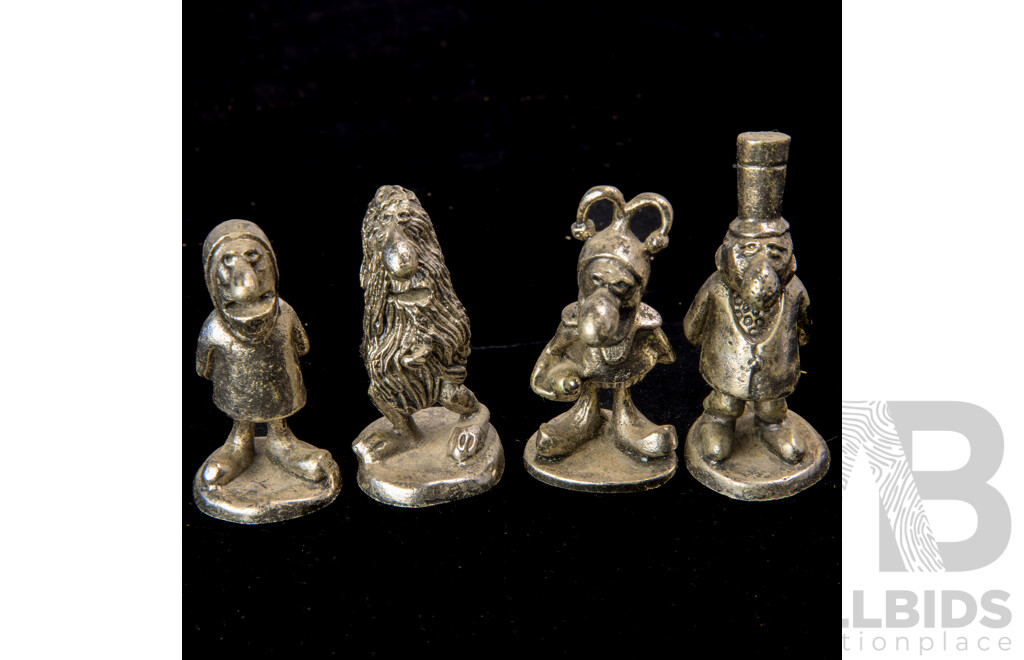 Retro Graeme Anthony Hand Made Pewter 1974 Wizard of Id Chess Set in Original Box with All Pieces