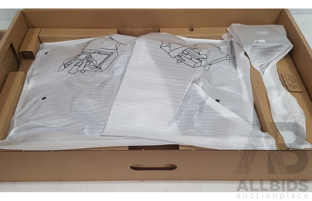 Dell (P2424HEB) 23.8-Inch Full HD (1080p) Widescreen Video Conferencing Monitor *Brand New