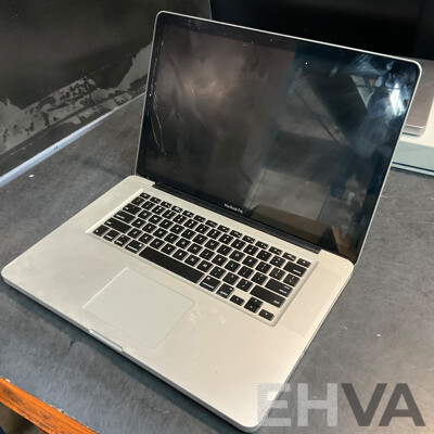 Spare and Repair - 4 Laptop Included Apple & Lenovo and 1x Beast Headphone