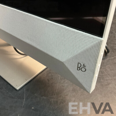 HP All in One 24 Inch / I5/ 8GB RAM/ 512GB SSD Desk Top