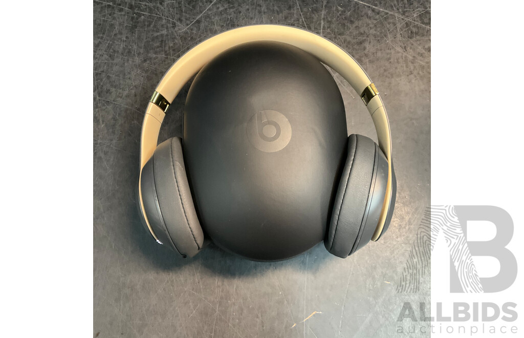 BEATS Studio3 Headphone