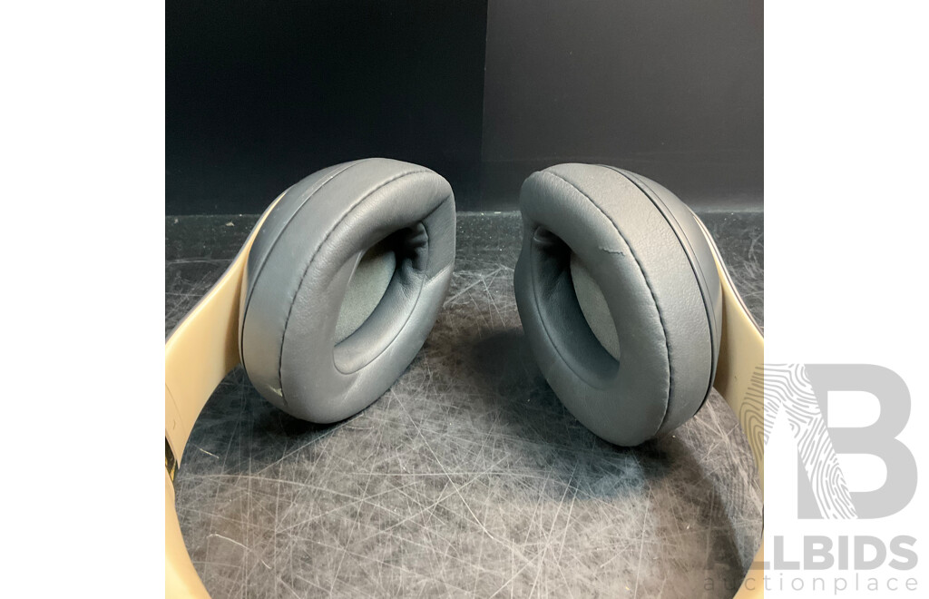 BEATS Studio3 Headphone