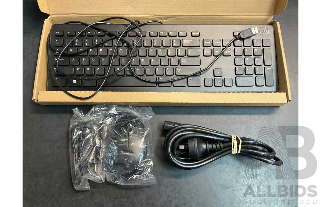 DELL Inspiron (3847) Minitower Decktop PC with Accessories