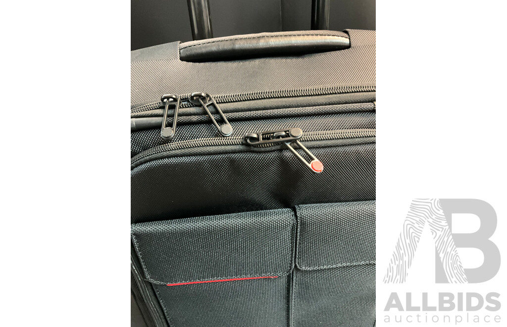 LENOVO ThinkPad Professional Roller Case