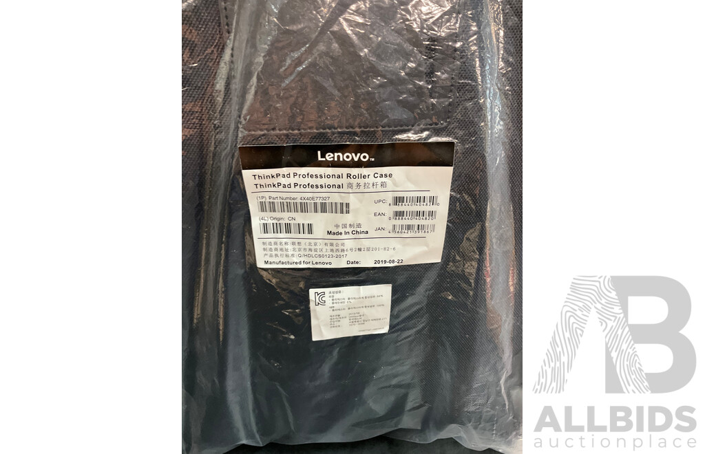 LENOVO ThinkPad Professional Roller Case