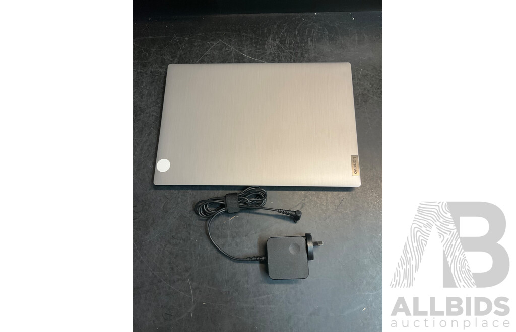 LENOVO IdeaPad 3-15IGL05 15.6 Inch Notebook Laptop - Type 81WQ