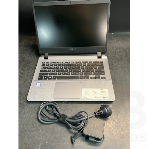 ASUS ViviBook 14 Inch Laptop (X407UA)