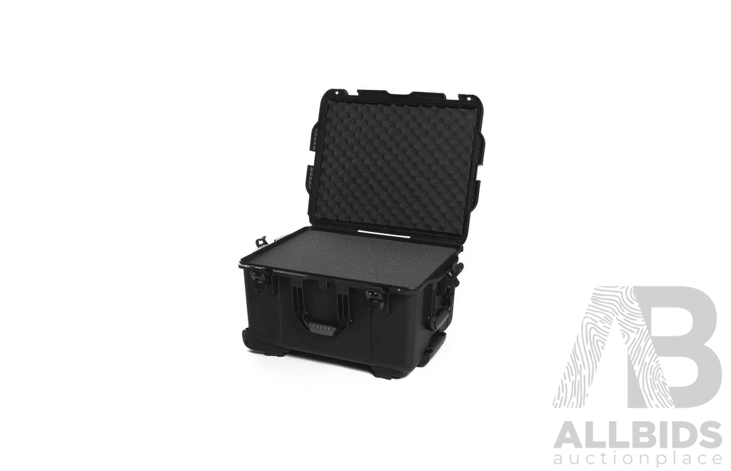 NANUK 960 - Case with Cubed Foam (Black)