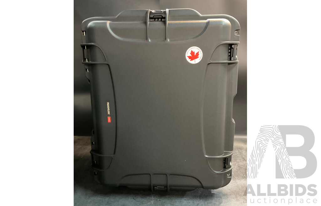NANUK 960 - Case with Cubed Foam (Black)