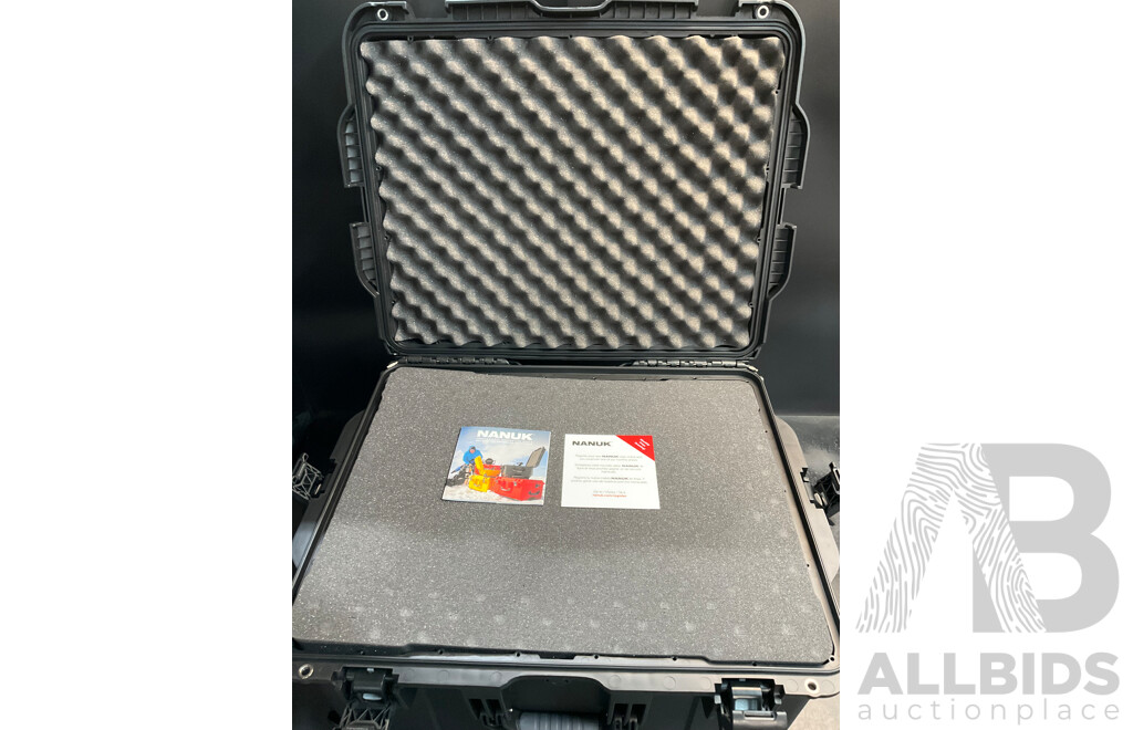 NANUK 960 - Case with Cubed Foam (Black)