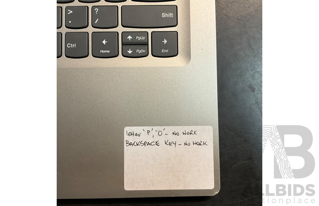 Spare and Repair - 4 Laptop Included Apple & Lenovo and 1x Beast Headphone